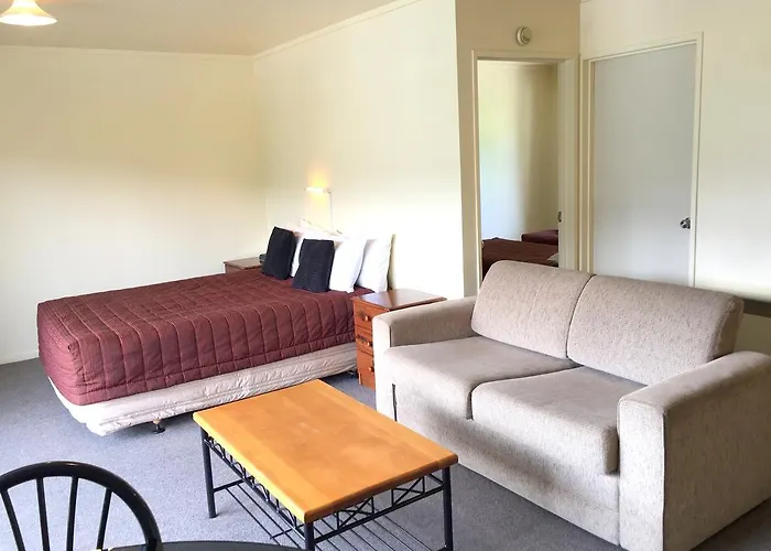Motel Heights