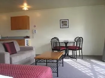 Heights Motel 4*