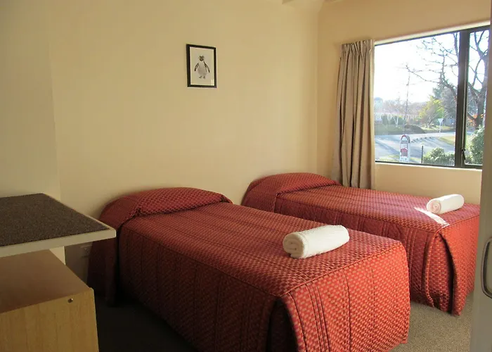 Heights Motel 4*